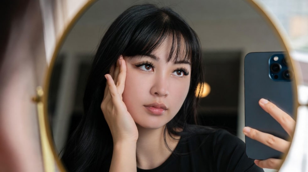 how long do lash extensions last