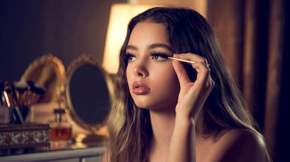 Are False Lashes Reusable? Ultimate Guide to Types, Care, and Longevity