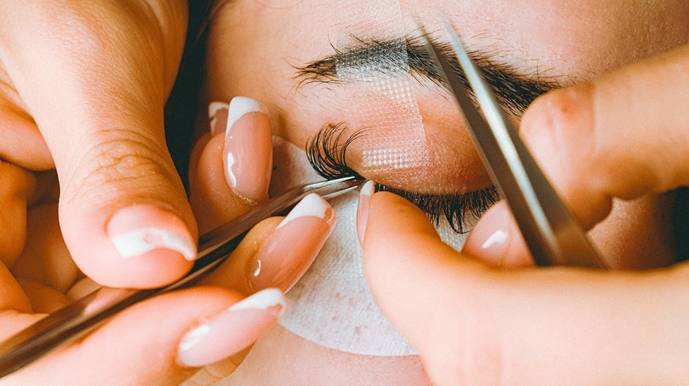 Best eyelash extensions salon in Abu Dhabi & Dubai - WinLash Luxury eyelash extension salon interior in Abu Dhabi