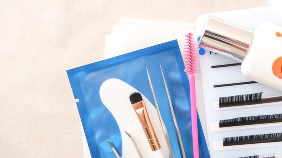 Pro Tips for Lash Glue Storage and Cleaning | Winlash Professional maintenance of lash glue tools and bottles | Winlash