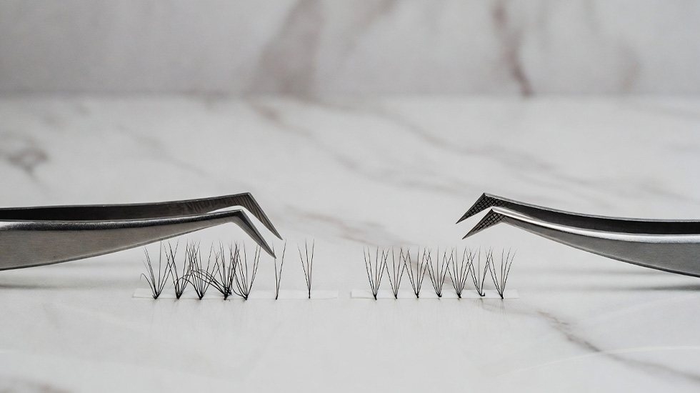 Technical Evaluation of Traditional vs Fiber Tip Grid Jaws: Full-Coverage Sweet Spot, Reduced Force and Mega Volume Stability Technical Evaluation: Traditional Smooth Steel vs Fiber Tip Grid Jaws in Lash Tweezers