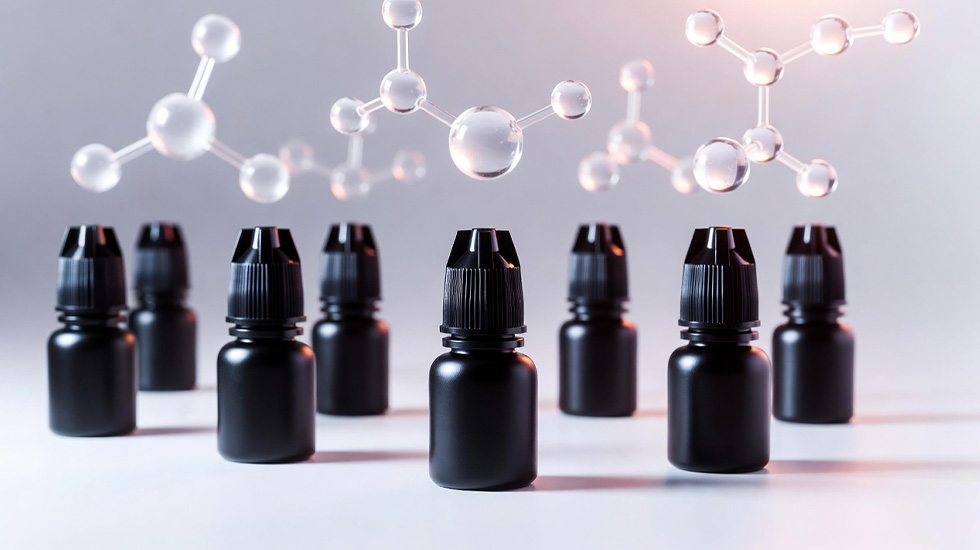 Composition of Professional Lash Extension Glue: How Cyanoacrylate, PMMA and Stabilizers Affect Bond Strength and Sensitivity What Lash Extension Adhesive is Actually Made Of | Cyanoacrylate, PMMA and Supporting Ingredients Explained
