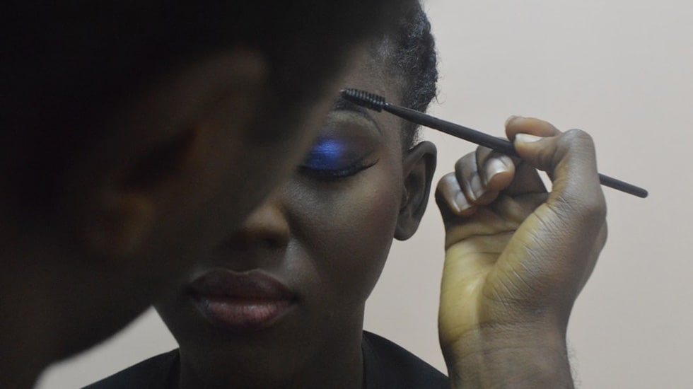 Stunning Lash Lift Results: Enhanced Natural Lashes with Perfect Curl | Winlash Close-up of beautifully curled natural eyelashes after professional lash lift treatment