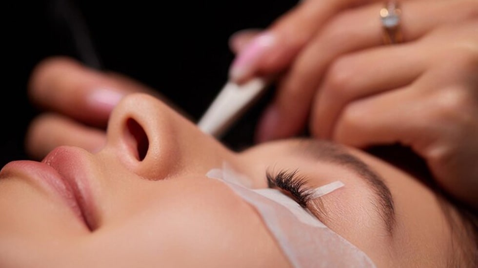 Professional Lash Lift: Salon Expertise and Results | Winlash Dubai Professional lash lift salon treatment in Dubai | Winlash Dubai