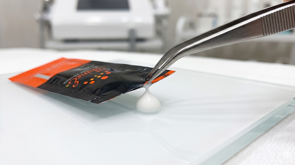 Shinee Lift Sachet Step 1 Cream - Professional 3-Step Lamination Tray UAE Shinee-Single-Eyelash-Brow-Lift-Sachet-Step-1-Lift-Cream-Orange-Black-Foil-Taiwan-Formulation-Dubai-UAE-Lamination-Supplies